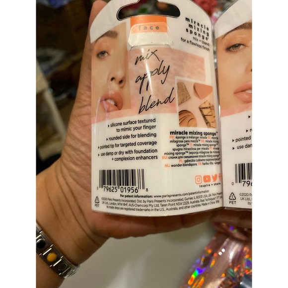 Lot of 2 Real Techniques 2 in 1 miracle mixing sponge For Face 01956 - Picture 8 of 8